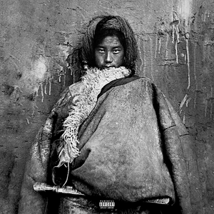 国产乱妇无码一区二区三区黑寡妇
